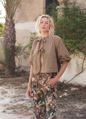 Look 034B